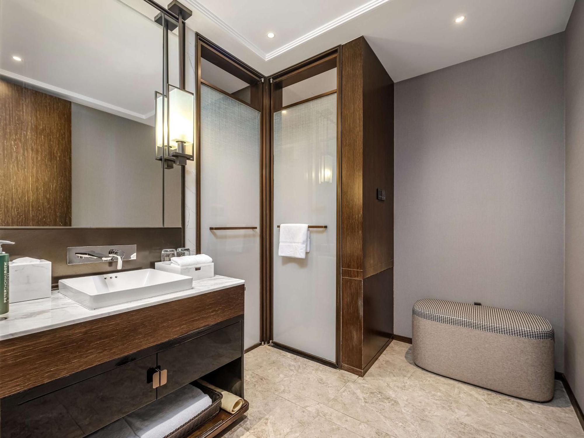 Hilton Garden Inn Beijing Guomao Ngoại thất bức ảnh